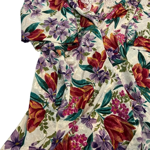 California Dynasty Floral Satin Robe Sz L Lace Trim Pockets 90s Lounge - Picture 8 of 8